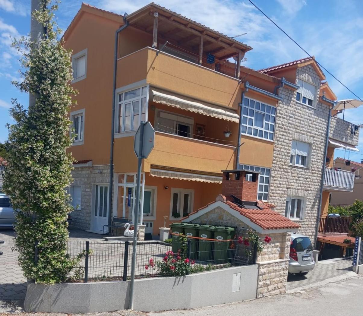 Apartment Radalj Kaštela Exteriér fotografie